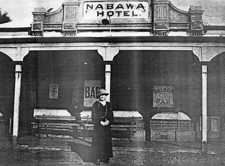 Nabawa Hotel