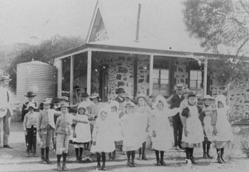 Yetna School 1904